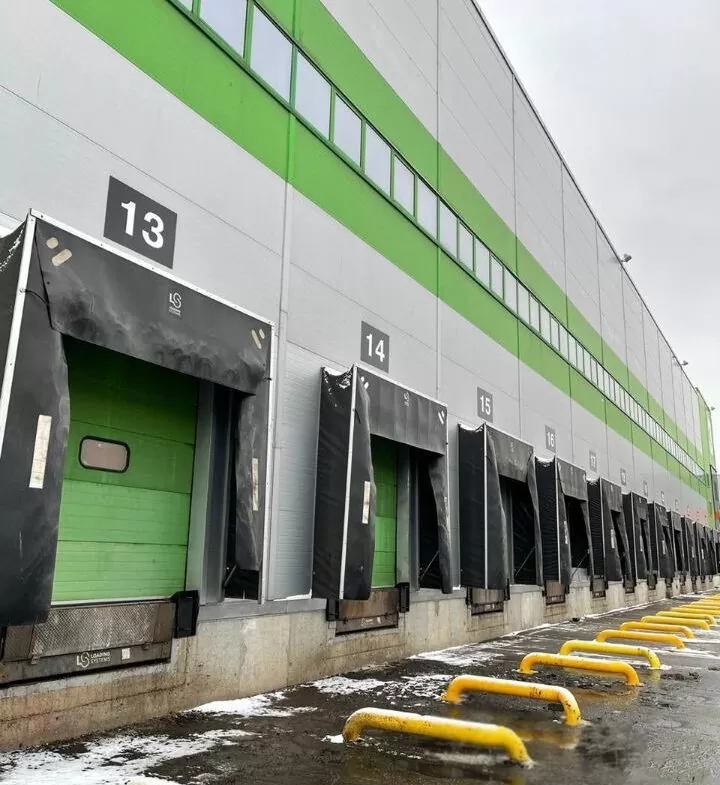 Warehouse in Russia for rent