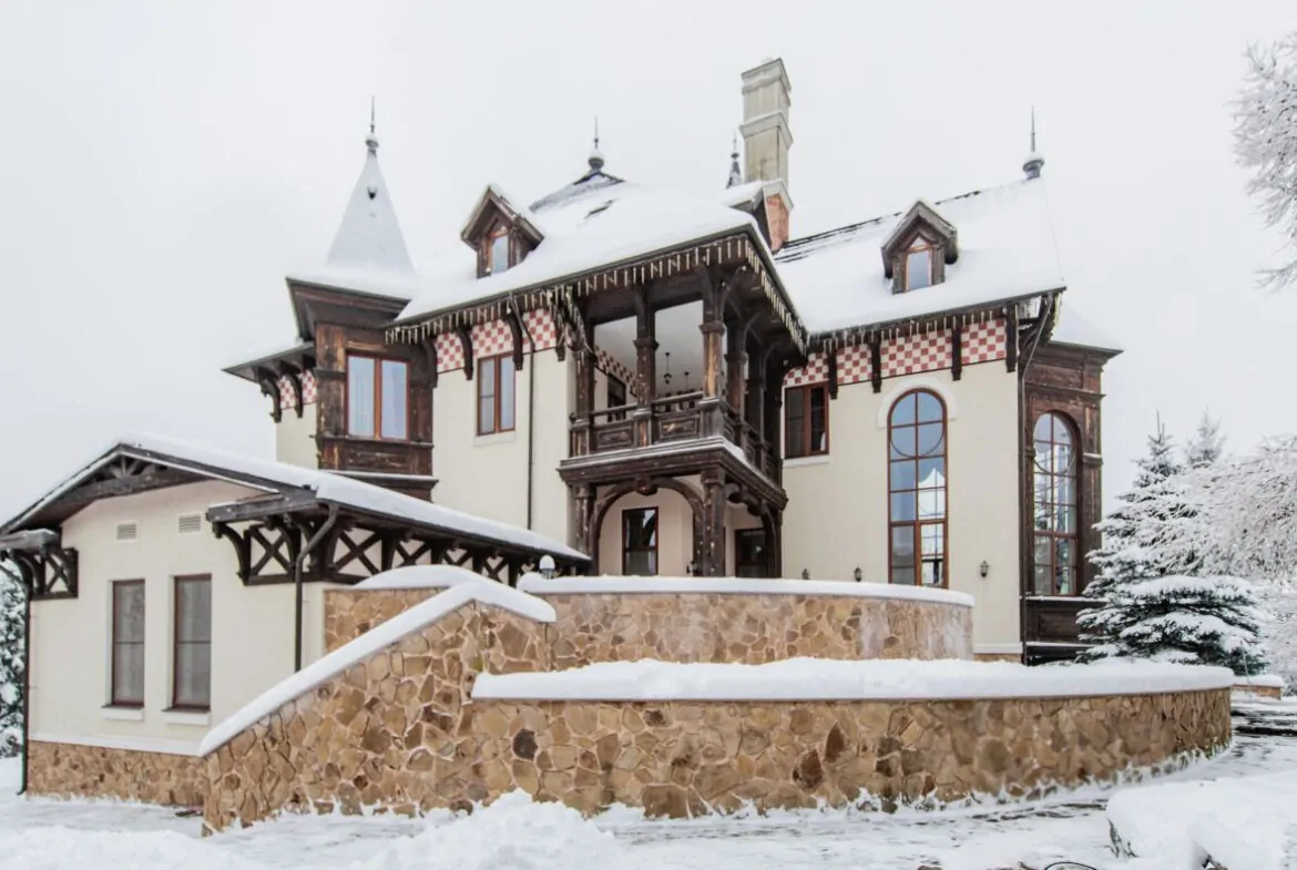 3-storey house in the village of Tagankovo